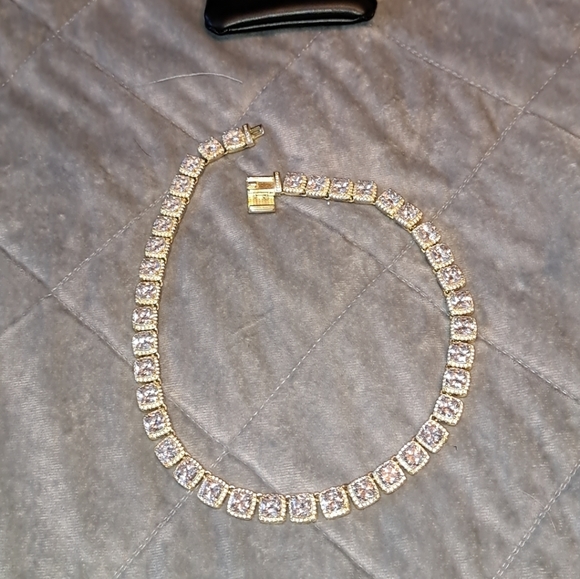 GUU while set - Picture 3 of 4